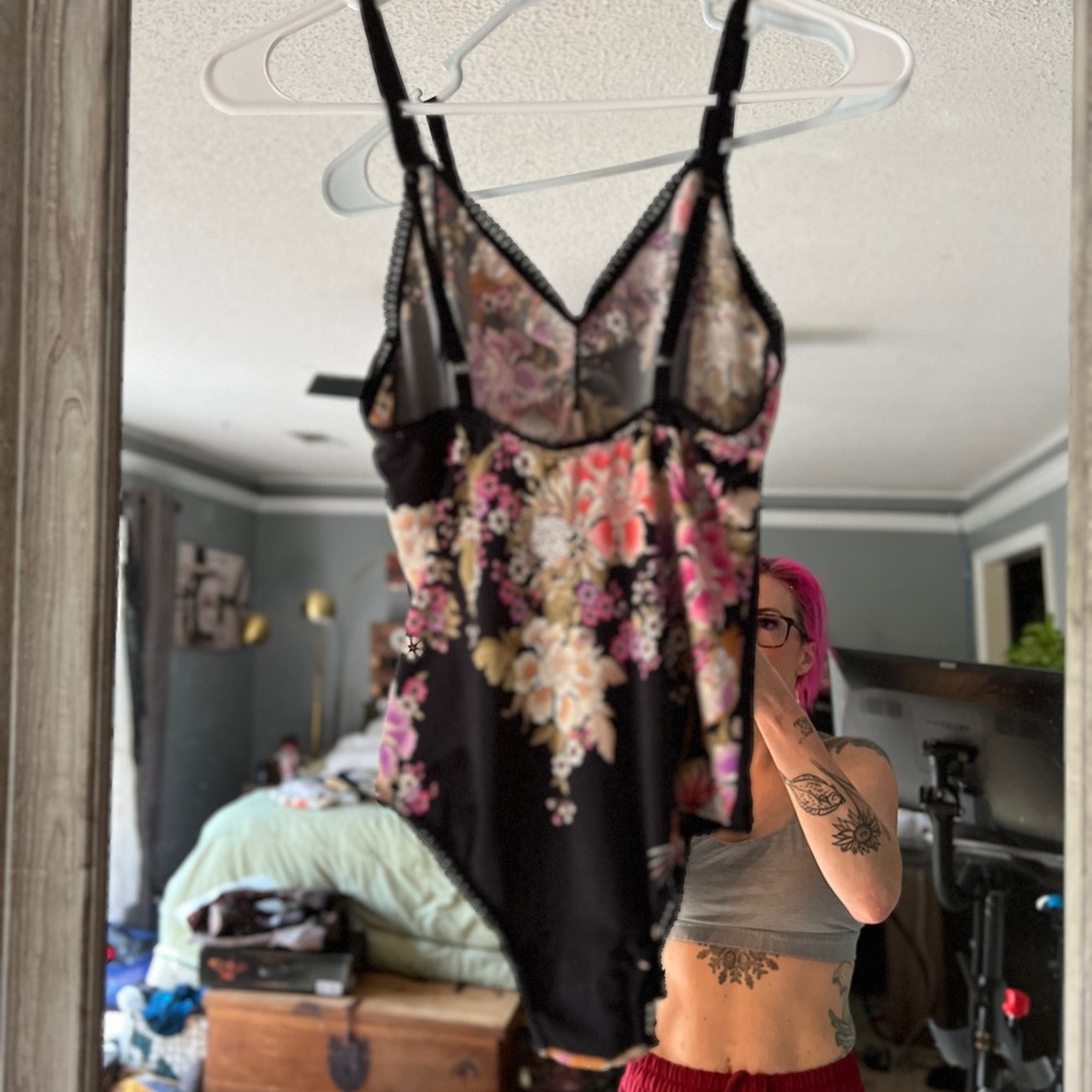 Spell & the Gypsy Blue Skies Black Floral Bodysuit EUC S - Picture 14 of 14